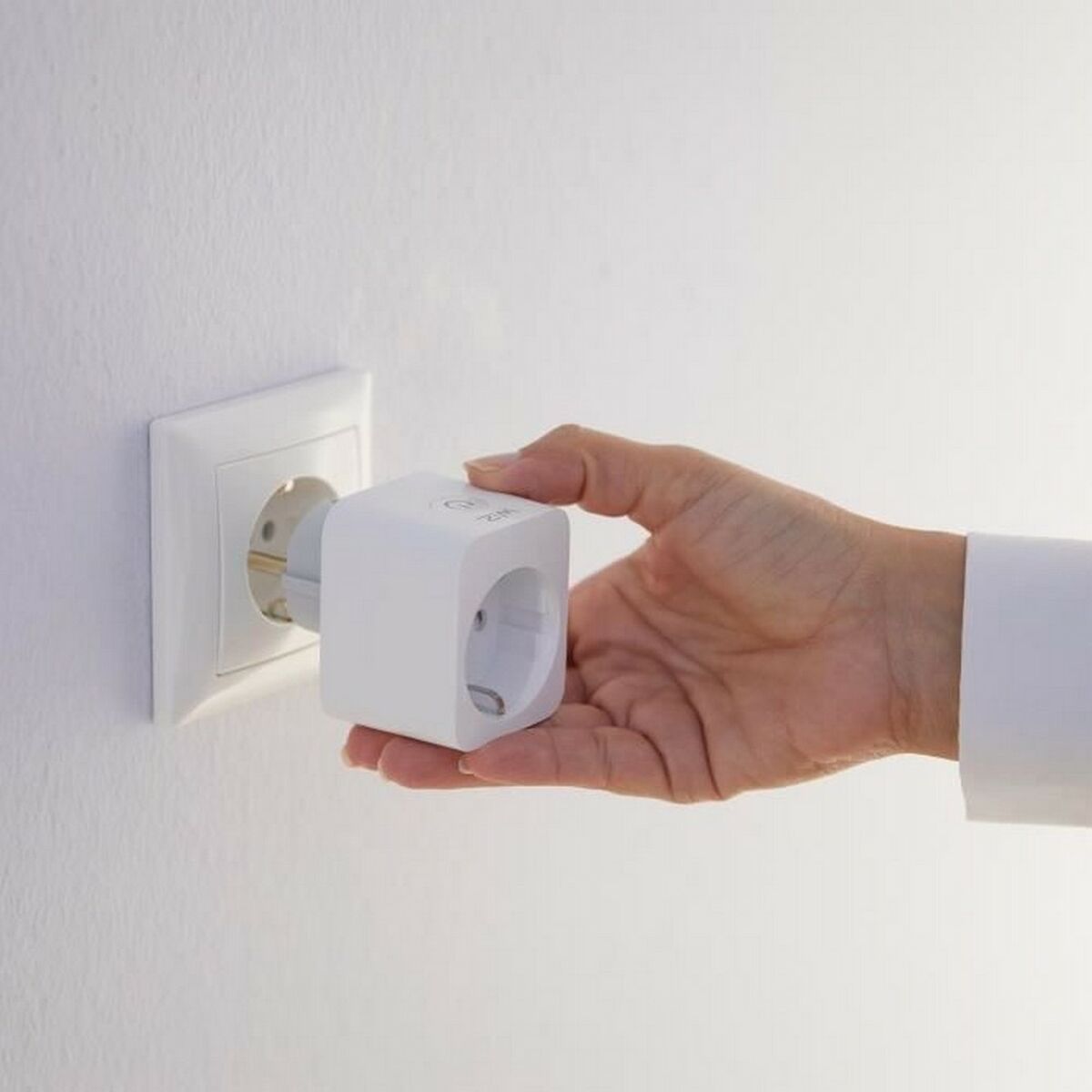 Intelligens dugó Wiz Wi-Fi 10 A